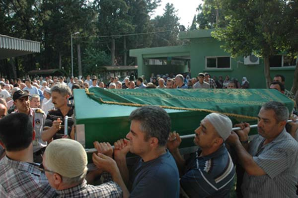 Ölen kişi kimleri ve neleri görür?