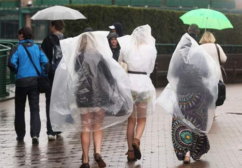 Wimbledon yağmur çamur dinlemedi