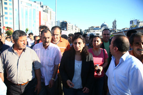 Beyoğlu'nda Hatip Dicle protestosu