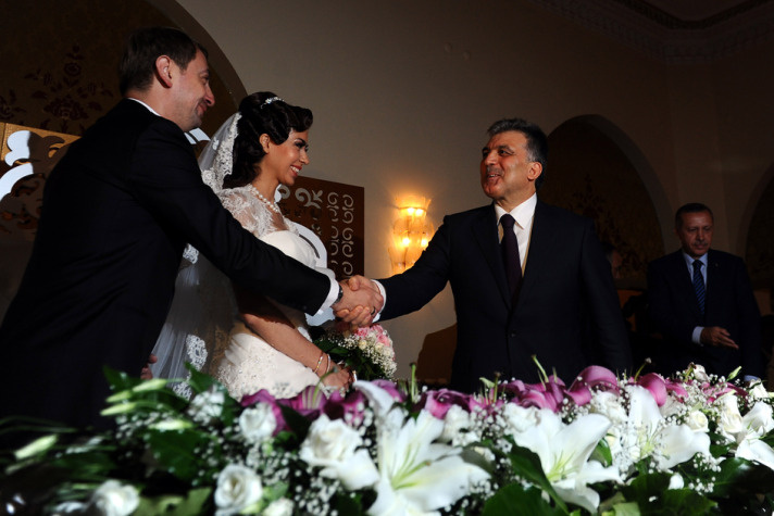 Turizm Bakanı Günay'ın oğlu evlendi