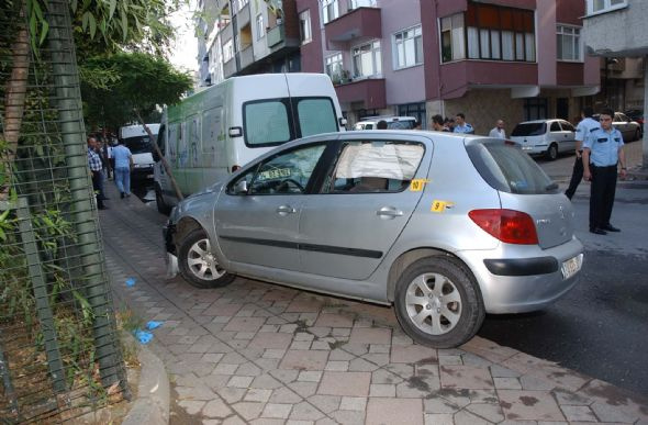 Aracını durdurmaya fırsat bile bulamadı