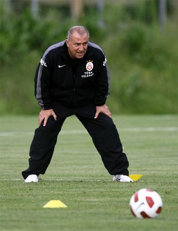 Fatih Terim kaza geçirdi!