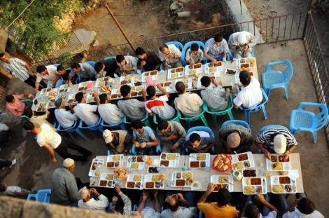 Mardin'de Michael Jackson için iftar yemeği
