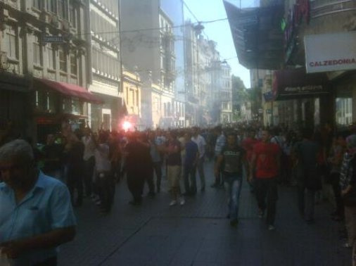 Taksim'de F.Bahçe-G.Saray gerginliği