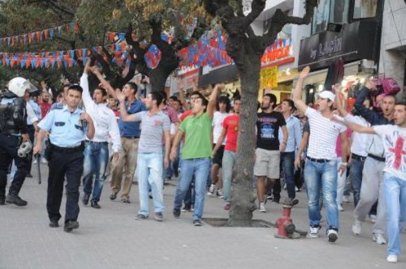 12 Eylül protestosunda olay!