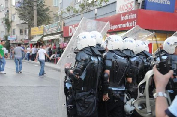 12 Eylül protestosunda olay!