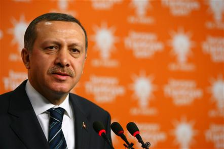 Erdoğan'ın resti AK Parti'yi uçurdu