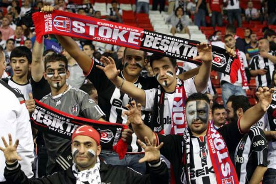 Beşiktaş'tan UEFA'da ilk puan kaybı!