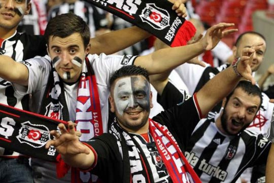 Beşiktaş'tan UEFA'da ilk puan kaybı!