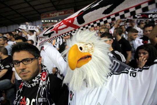 Beşiktaş'tan UEFA'da ilk puan kaybı!