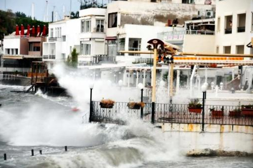 Bodrum sokaklarını hiç böyle görmediniz!