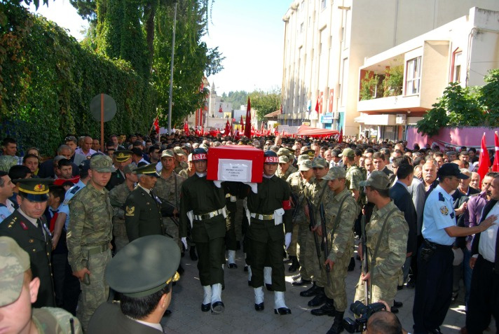 Şehit asker çocuğunun doğumunu göremedi