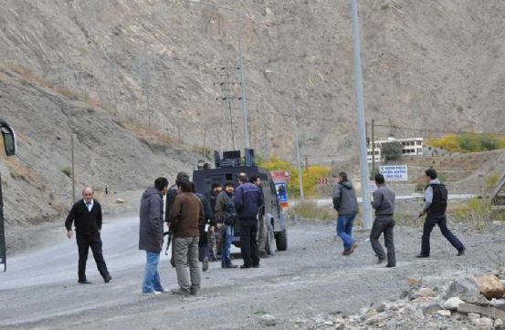 Bomba yüklü katır böyle patlatıldı