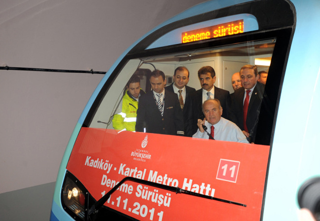 İstanbul trafiğine büyük neşter