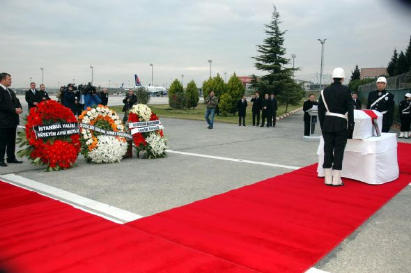 Japon doktor son yolculuğuna uğurlandı