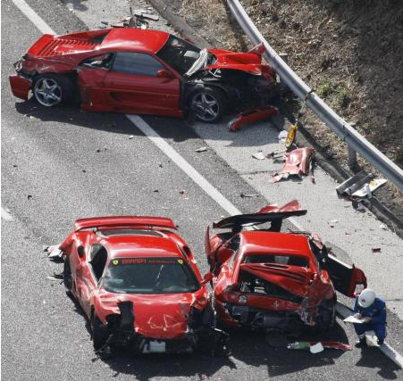 8 Ferrari ve 1 Lamborghini yarışırsa...