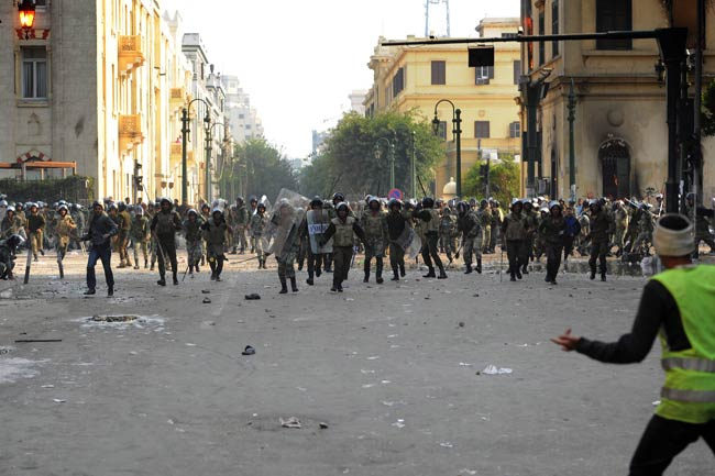 Mısır sokakları top yüzünden karıştı