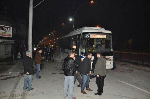 PKK yandaşları otobüse saldırdı