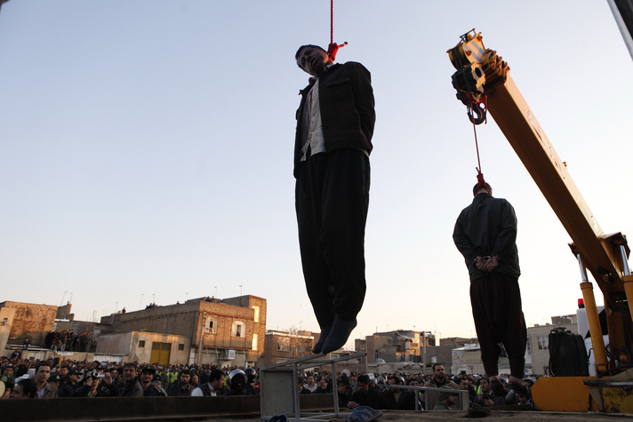 İran yılın son gününü idamla kapattı