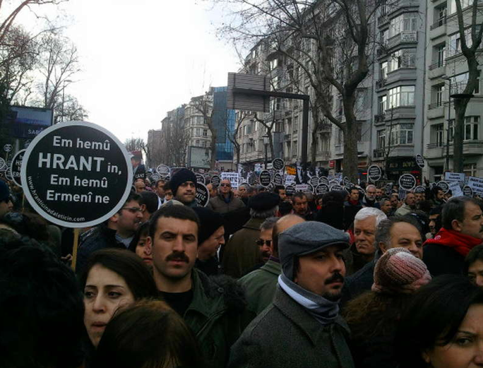 Hrant için tek yürek!