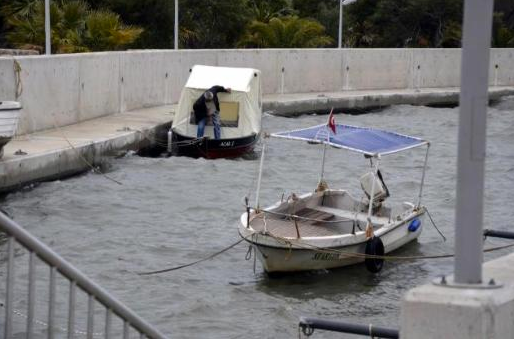 Bodrum'u fırtına böyle vurdu!