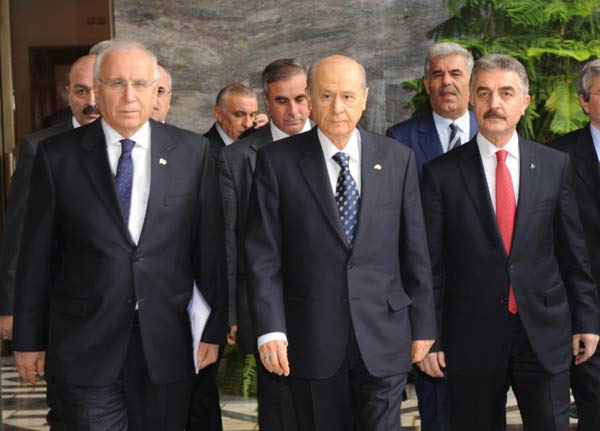 Bahçeli Erdoğan'a rest çekti!