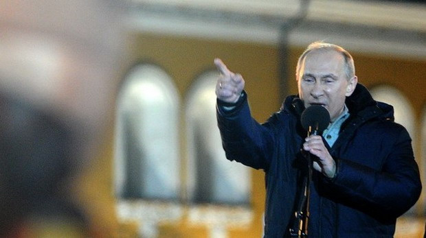 Putin zaferini kutluyor