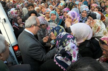 Kefeni açıp son kez helalleşti