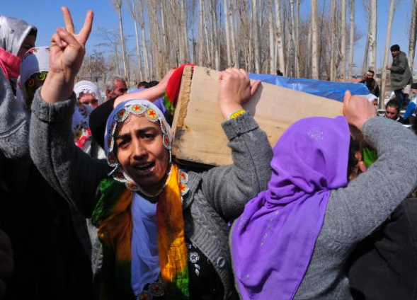 PKK'lı kadına haremlik-selamlık cenaze