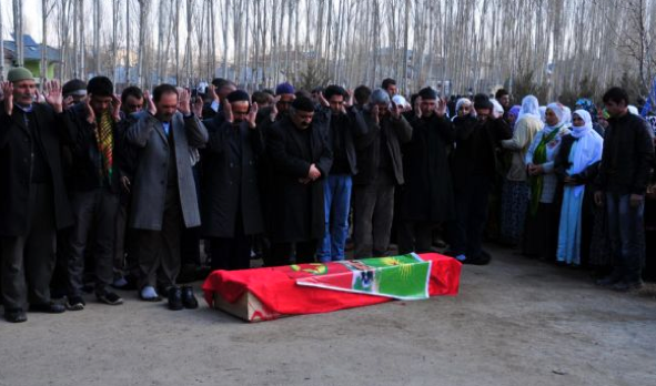 PKK'lı kadına haremlik-selamlık cenaze