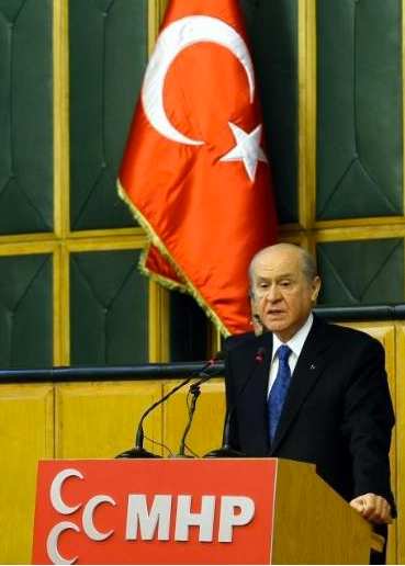 Bahçeli AK Parti'yi eleştiri yağmuruna tuttu