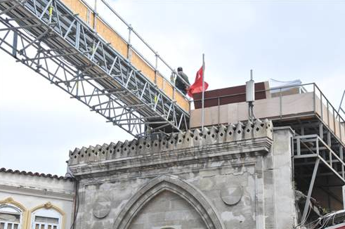 Bond için Kapalıçarşı'ya köprü kuruldu