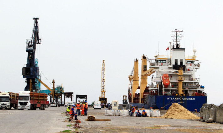 İşte İskenderun'daki silah yüklü geminin içi