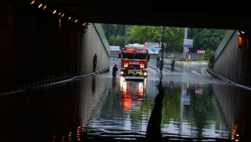 İstanbul 42 yıldır böyle yağmur görmedi