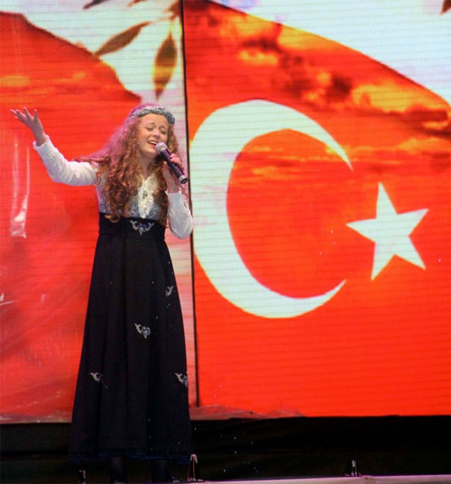 Türkçe olimpiyatlarına muhteşem açılış