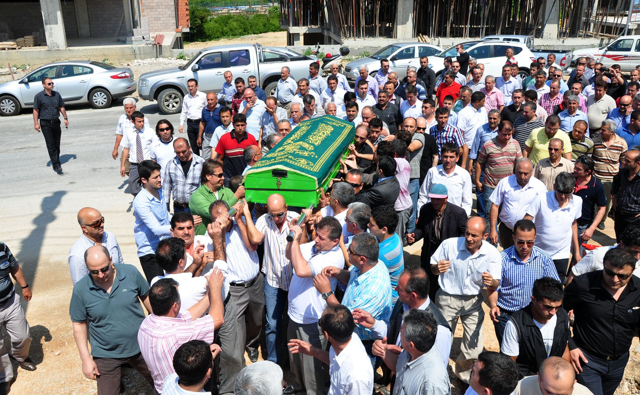 Ünlü işadamı son yolculuğuna uğurlandı