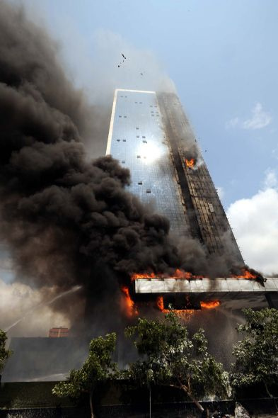 Polat Towers kendini böyle söndürdü