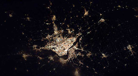 Uzaydan şehirlere bak!