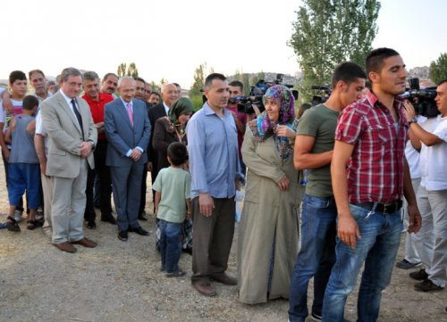 Kılıçdaroğlu yeni CHP ile iftar sırasında