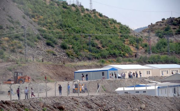 Tunceli'de şantiye bastılar