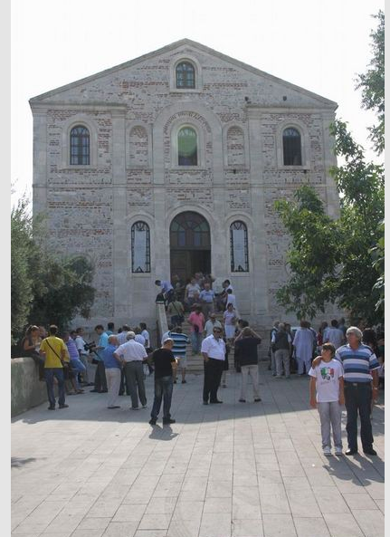 Bursa'da Rumlar 90 yıl sonra ayin yaptı