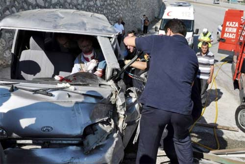 Yollar kan gölüne döndü