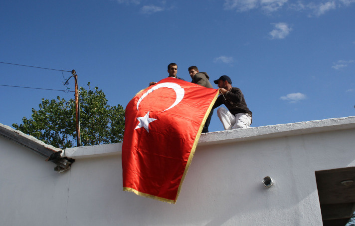 Şehit acısı baba ocaklarını yaktı!