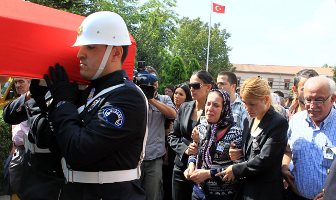 Şehit polise hüzünlü veda