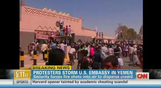 Yemen'de ABD Büyükelçiliğini bastılar!
