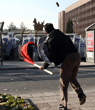 Sıhhiye meydanı karıştı