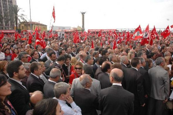 Cumhuriyet yürüyüşüne rekor katılım!