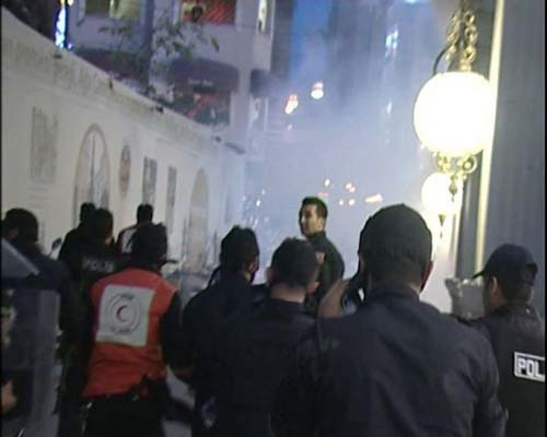  İstiklal Caddesi'nde savaş alanına döndü