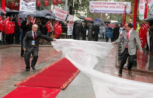 Abdullah Gül oraya ilk kez gitti!