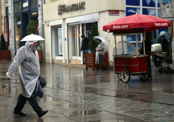 Türkiye'nin dört bir yanı yağış mağduru